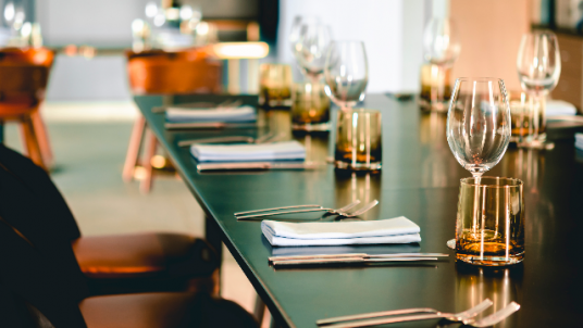 ESSEC Alumni Dinner with the Institute for Geopolitics & Business