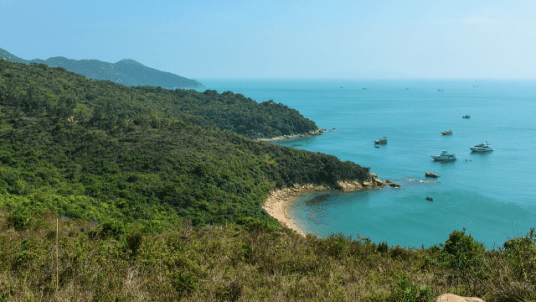 Hike at Lamma Island